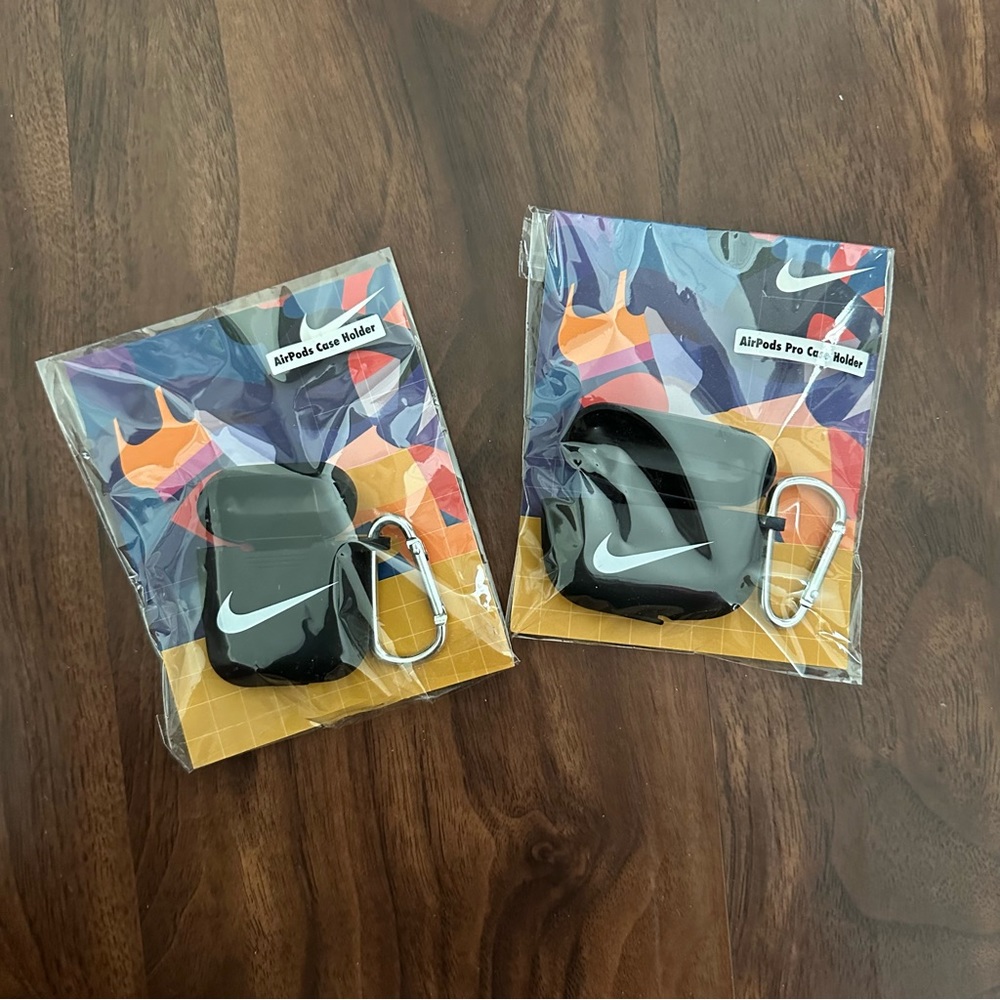 Nike Black Airpod & Airpod Pro Cases